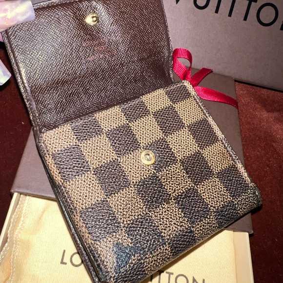 Authentic Louis Vuitton Damier ebene wallet - Picture 8 of 16